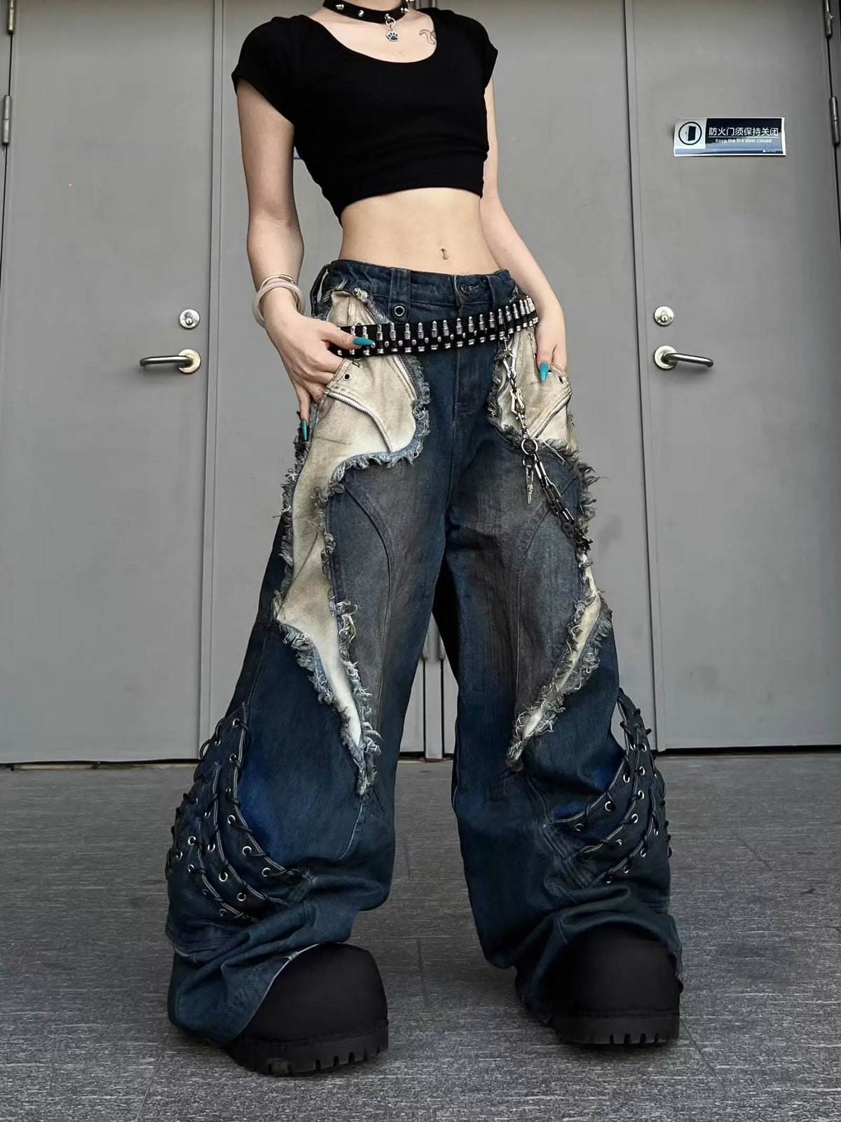 Vintage Distressed Wide Leg Cargo Jeans for Women
