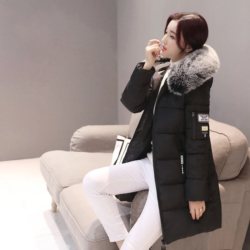 Winter Women Parka with Fur Collar and Zipper Pockets
