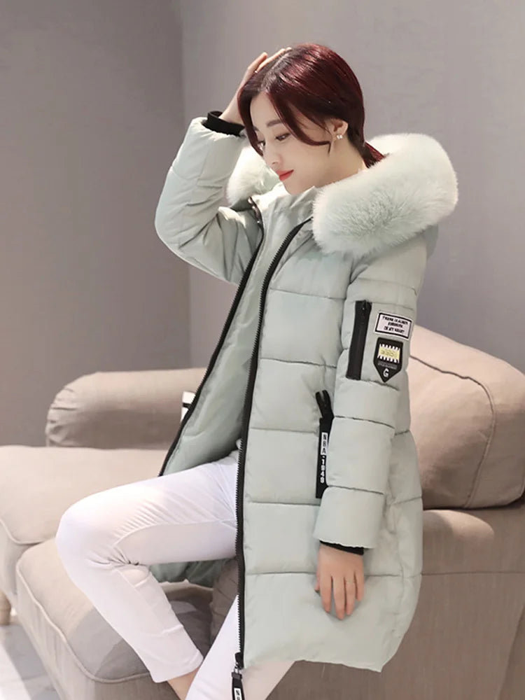 Winter Women Parka with Fur Collar and Zipper Pockets