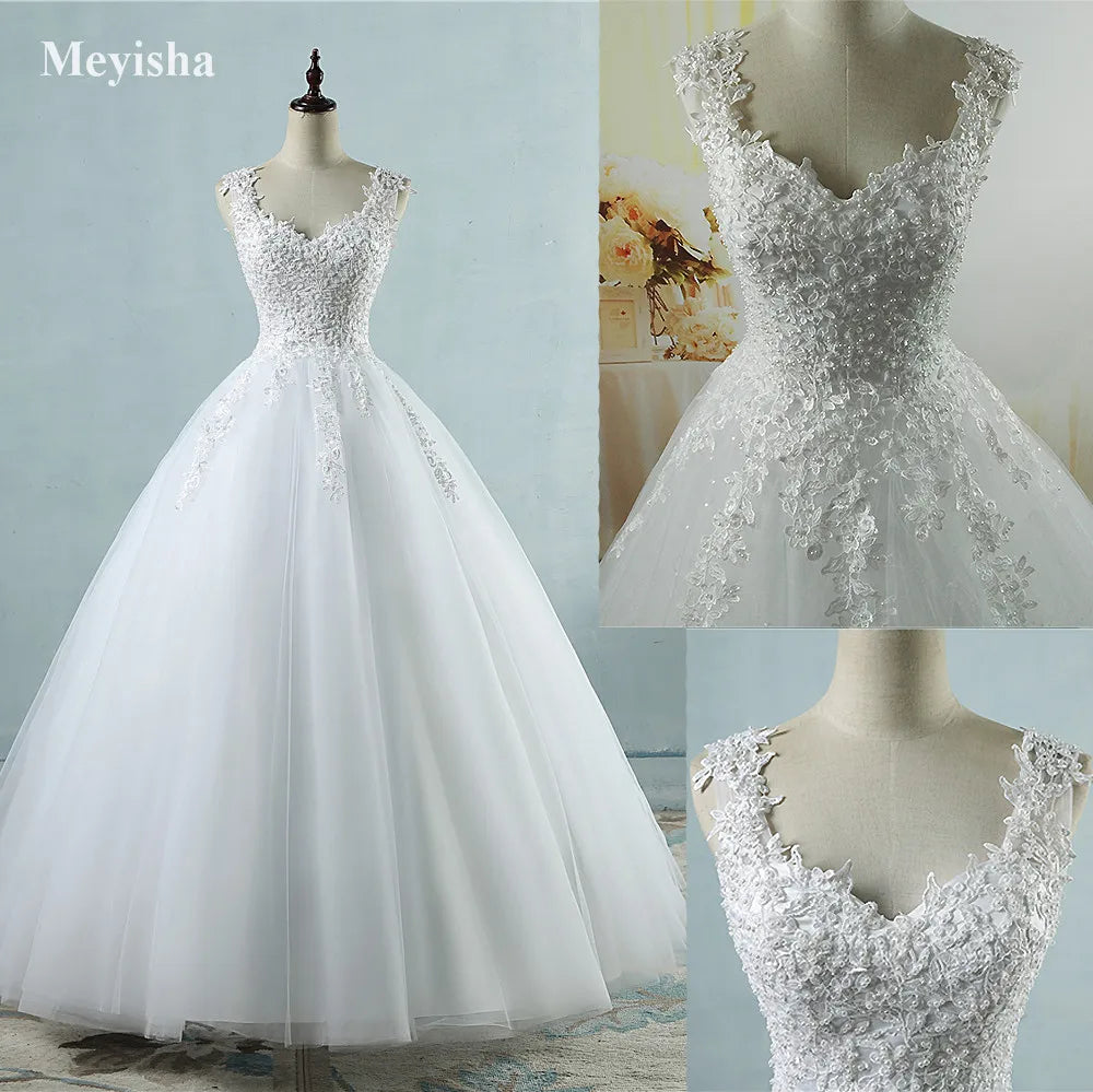Customized Ball Gown Bridal Dress with Pearls and Tulle