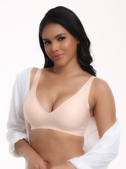 Seamless Wireless Full-Cup Bra in Nylon