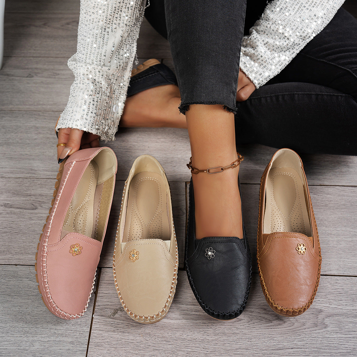 Large Size Women's Loafers in PU - Camel Color