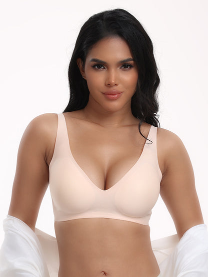 Seamless Wireless Full-Cup Bra in Nylon
