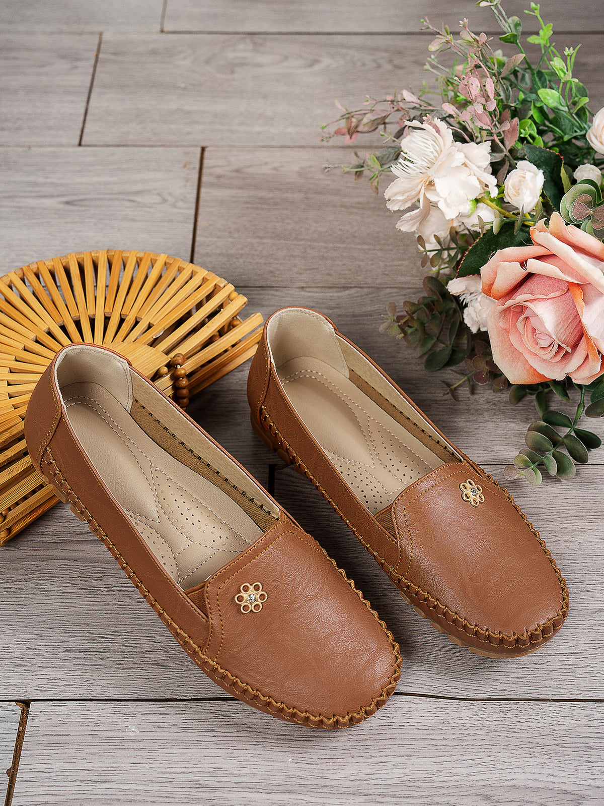 Large Size Women's Loafers in PU - Camel Color