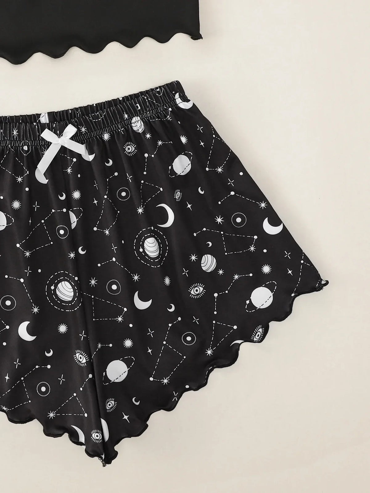 Women's Summer Pajamas Set Sleeveless Crop Top and Shorts