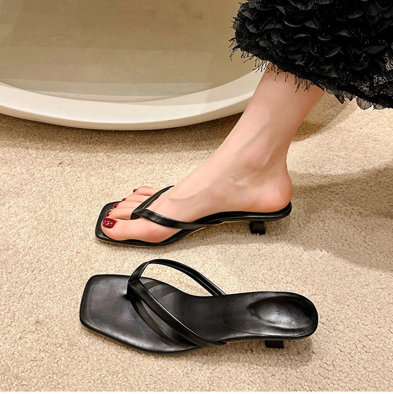 Women’s Low Heel Clip Toe Slippers for Summer Casual Wear