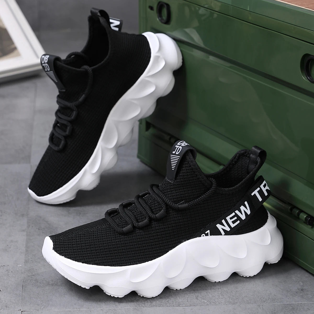 Men's Large Size Casual Hiking and Running Shoes