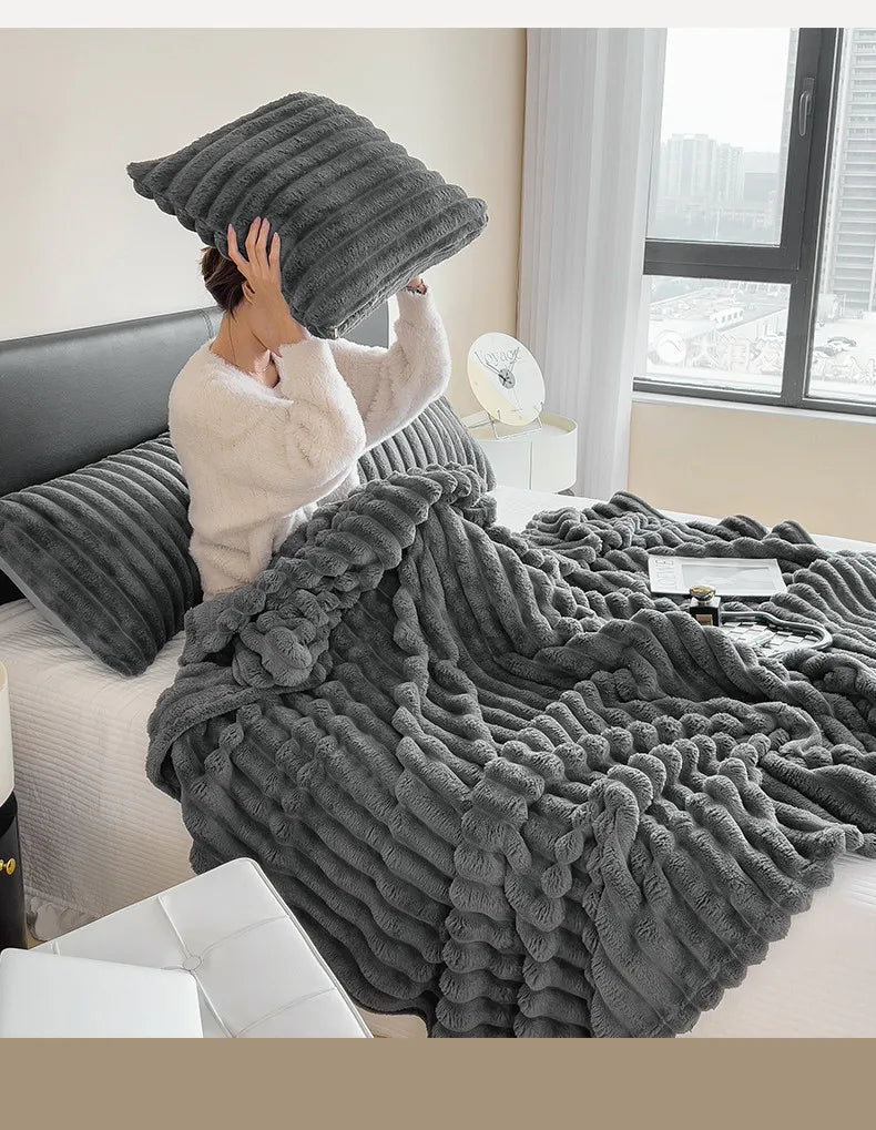 Solid Color Coral Fleece Blanket 100% Polyester