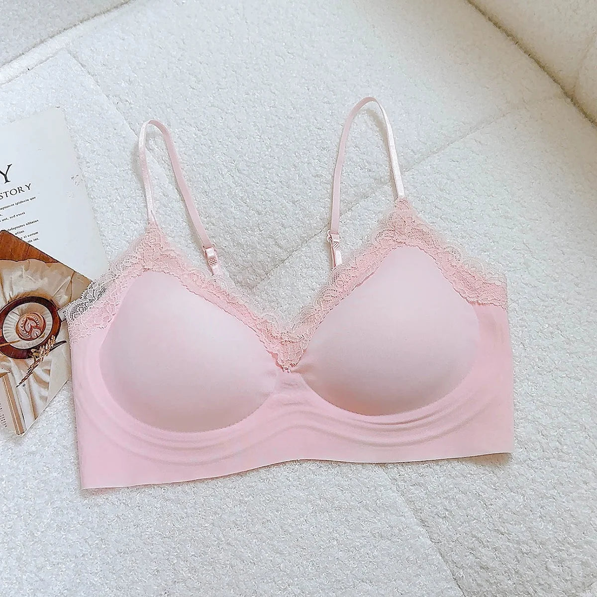 French Lace V Neck Seamless Wireless Bra S-XL