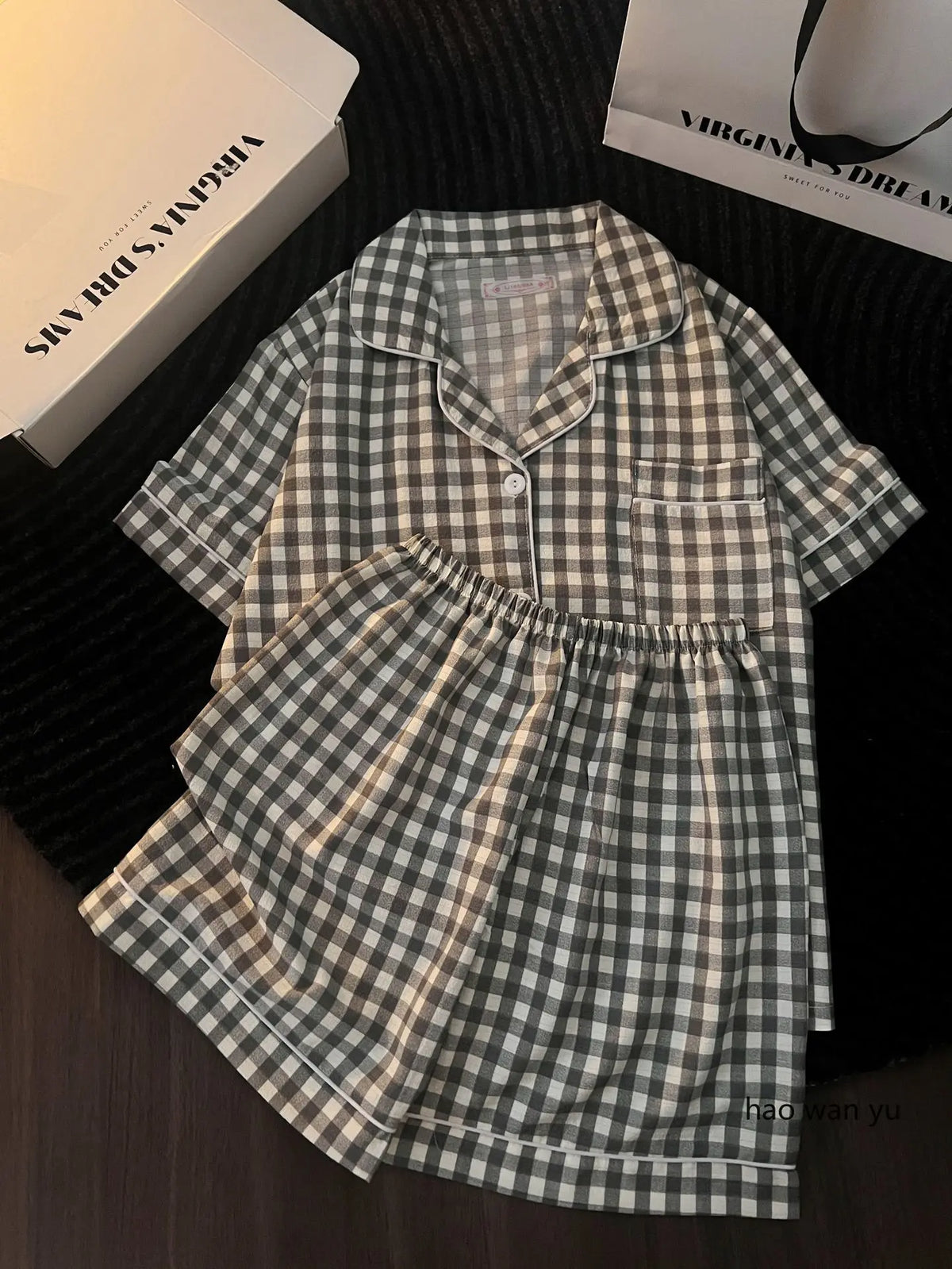 Japanese Minimalist Women's Pink Plaid Pajamas