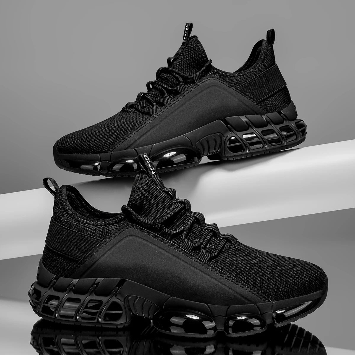 Men's Breathable Lightweight Casual Shoes