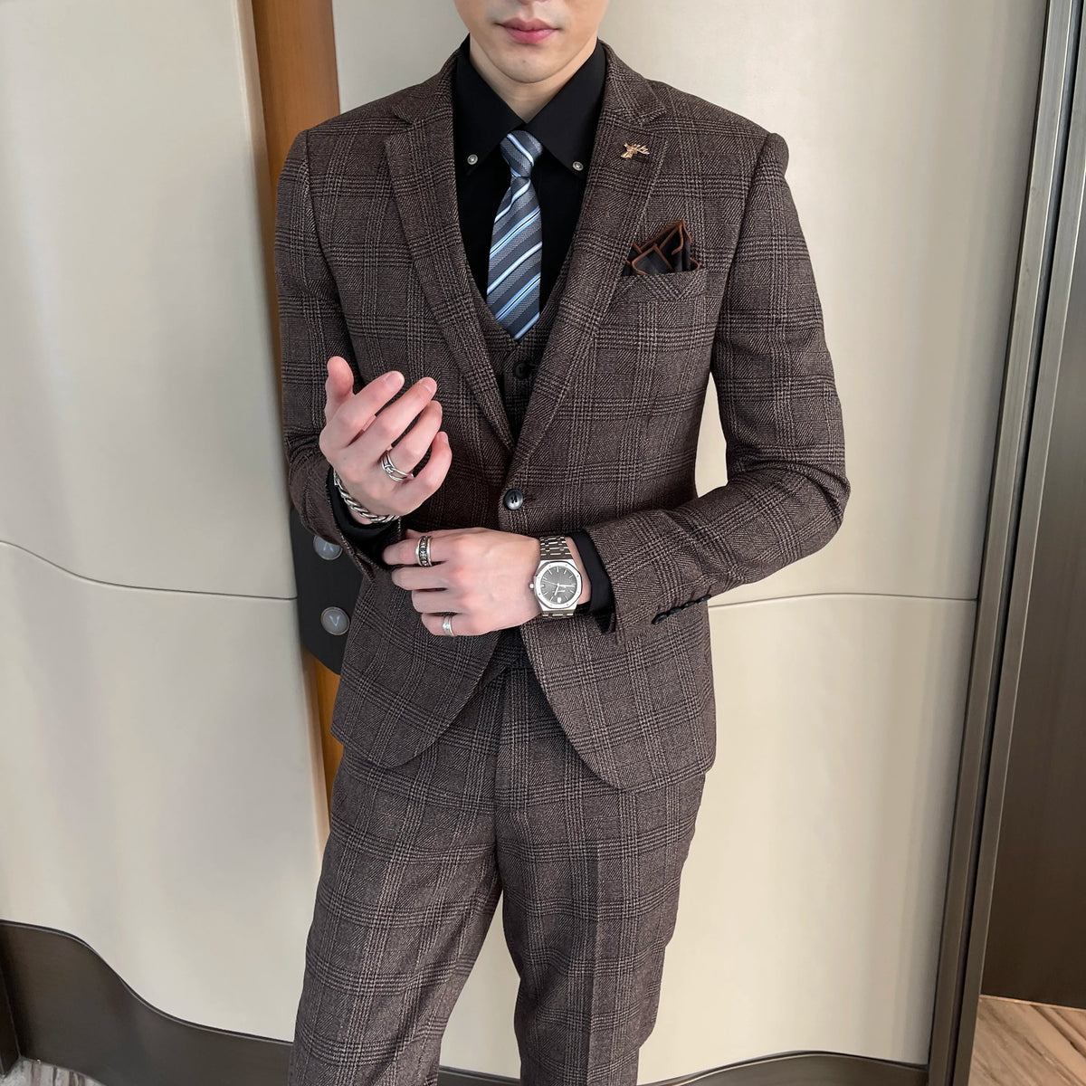 Modified Plaid Three-Piece Suit for Men