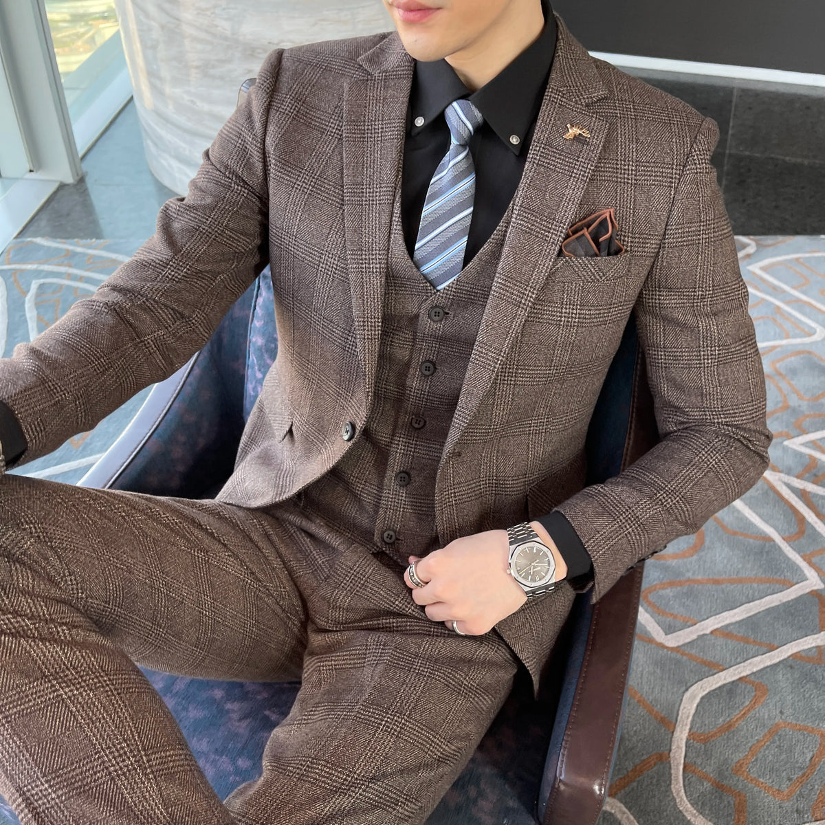 Modified Plaid Three-Piece Suit for Men