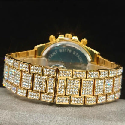 Fashion Gold Quartz Wristwatch for Men with Rainbow Diamonds