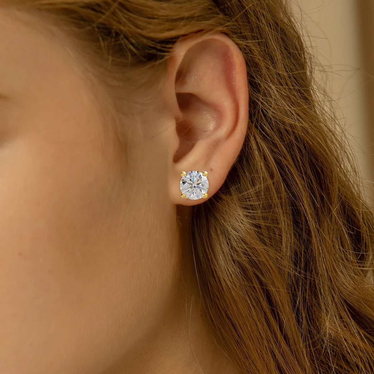 18k Gold Moissanite Stud Earrings for Women