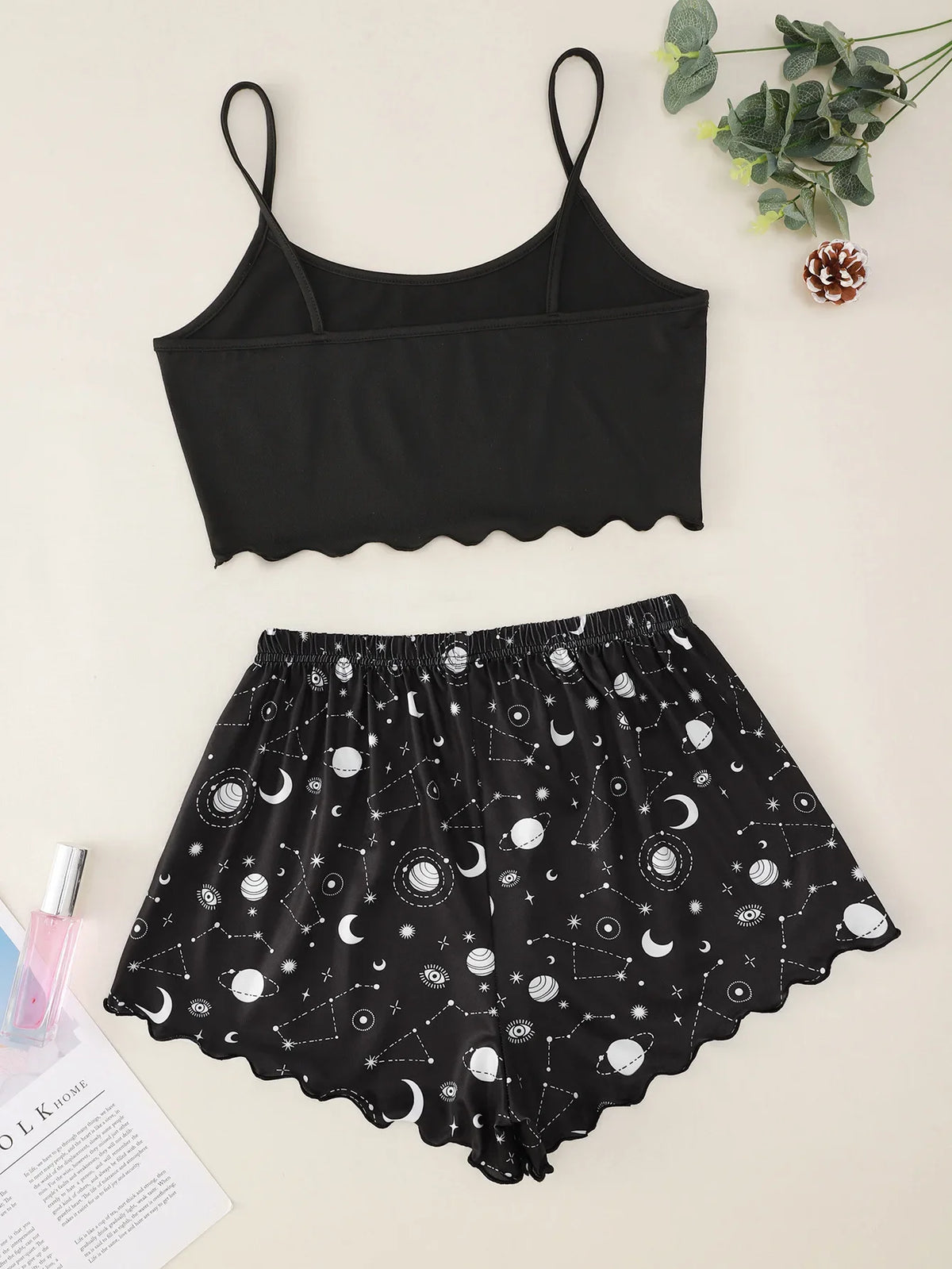 Women's Summer Pajamas Set Sleeveless Crop Top and Shorts
