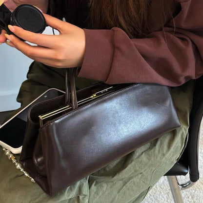 Luxury Pu Leather Shoulder Bag with Magnetic Clip