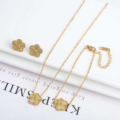 18k Gold-Plated Five-Leaf Flower Jewelry Set