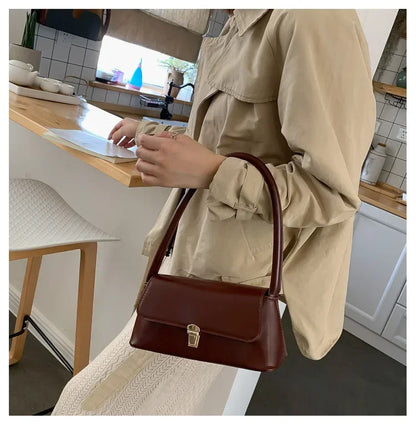 Luxury Women's Crossbody Shoulder Bag in Solid Color