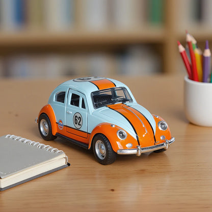 1:36 Retro Beetle Die-Cast Model Car Ornament
