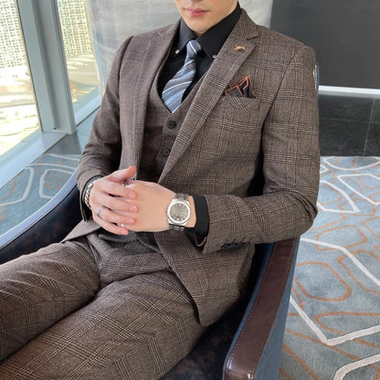 Modified Plaid Three-Piece Suit for Men