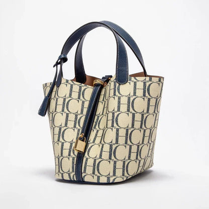 Large Capacity Women's Shoulder Bag with Letter Print