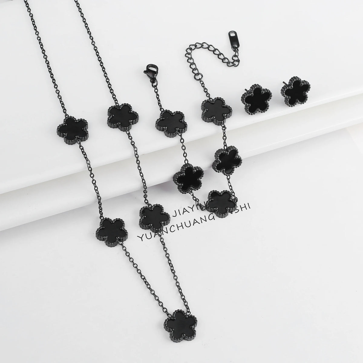 18k Gold-Plated Five-Leaf Flower Jewelry Set