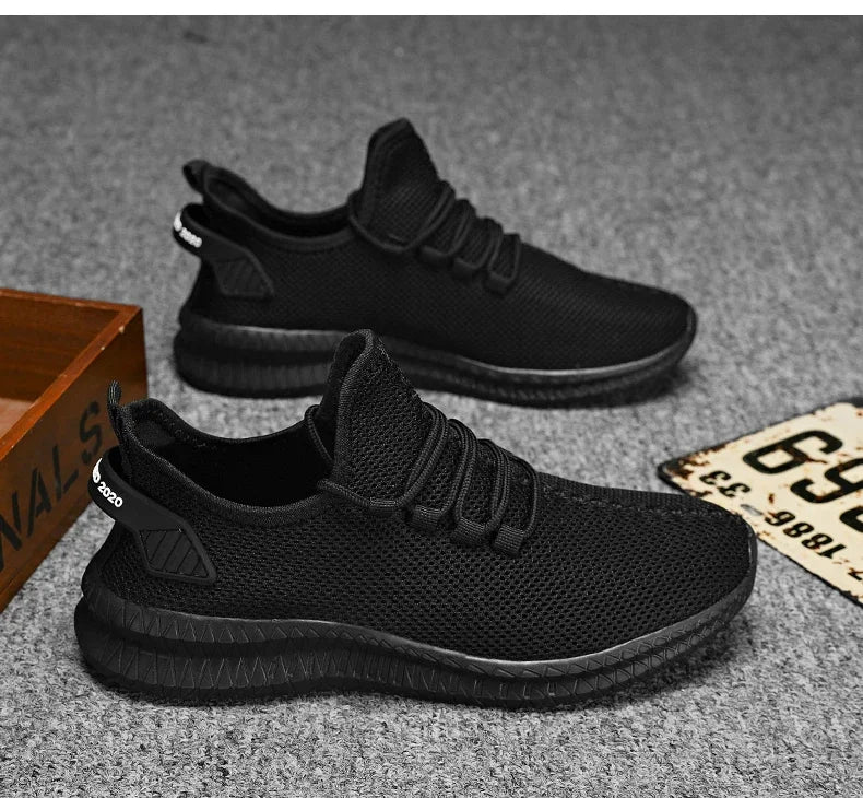 Men's Breathable Non-Slip Sports Sneakers for Outdoor Use