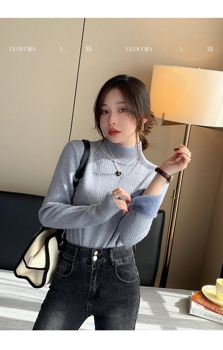 Women's Turtleneck Sweater with Velvet Lining