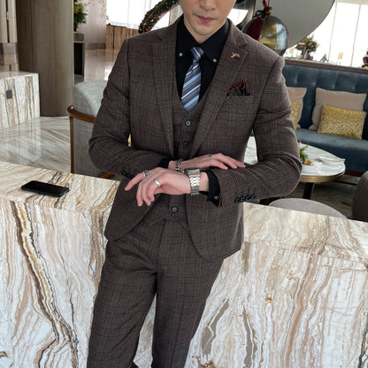 Modified Plaid Three-Piece Suit for Men