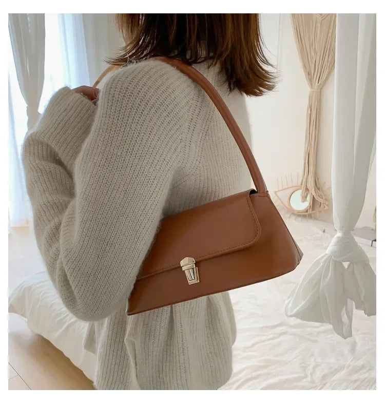 Luxury Women's Crossbody Shoulder Bag in Solid Color