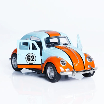 1:36 Retro Beetle Die-Cast Model Car Ornament