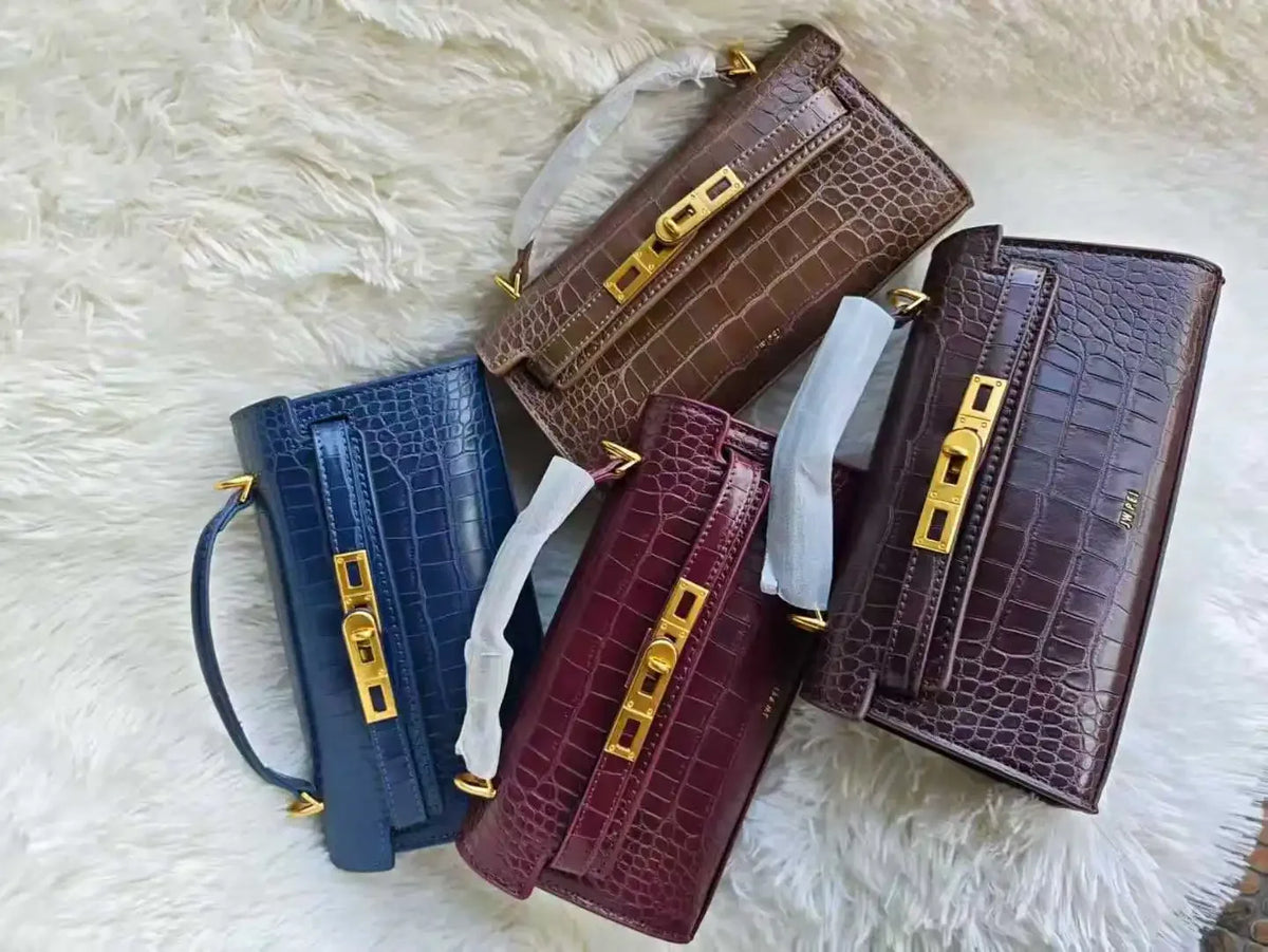 Crocodile Embossed Shoulder Bag in Pu Leather