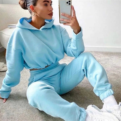 Women's Oversized Hoodie and Sweatpants Tracksuit
