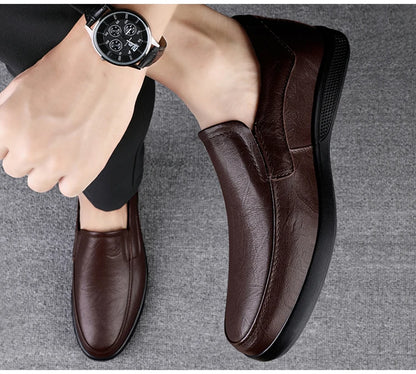 CLOHOO Men's Leather Casual Loafers for Office
