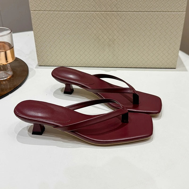 Women’s Low Heel Clip Toe Slippers for Summer Casual Wear