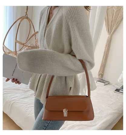 Luxury Women's Crossbody Shoulder Bag in Solid Color