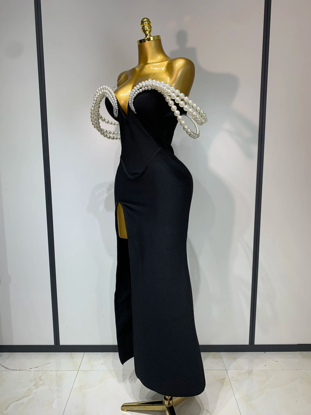 Women V Neck Maxi Bandage Dress with Pearls