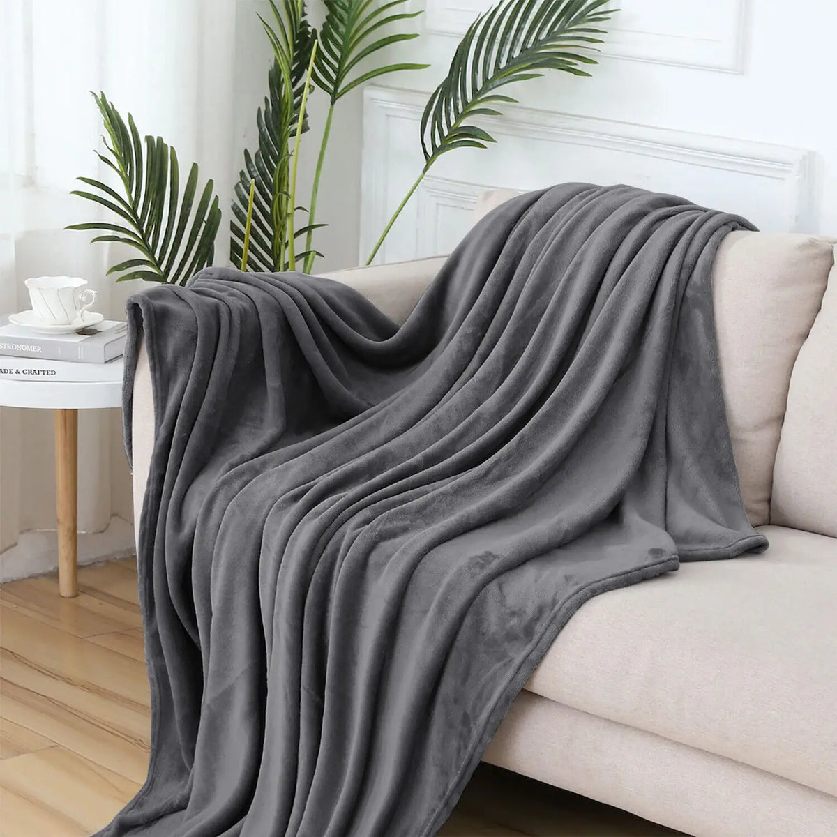 Solid Fleece Blanket for Couch and Bed, Super Soft Plush