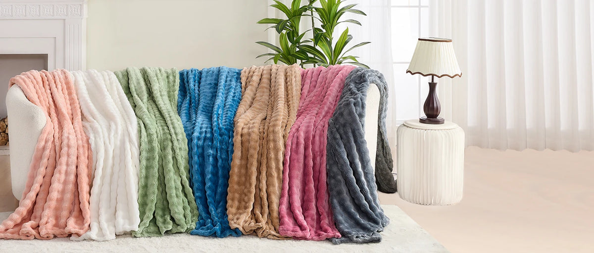 3D Bubble White Plush Fleece Throw Blanket