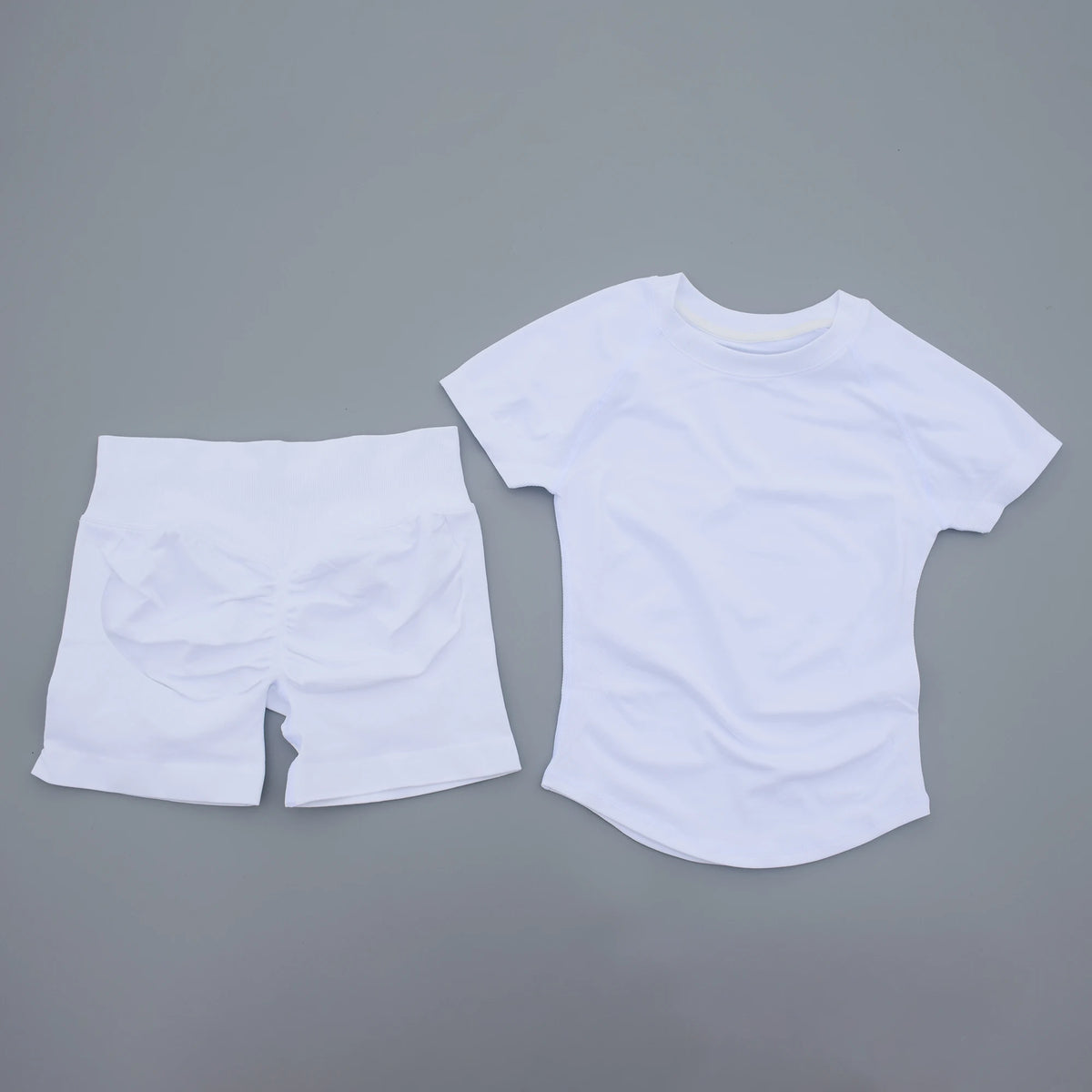 Seamless Yoga Top and Shorts Set for Women