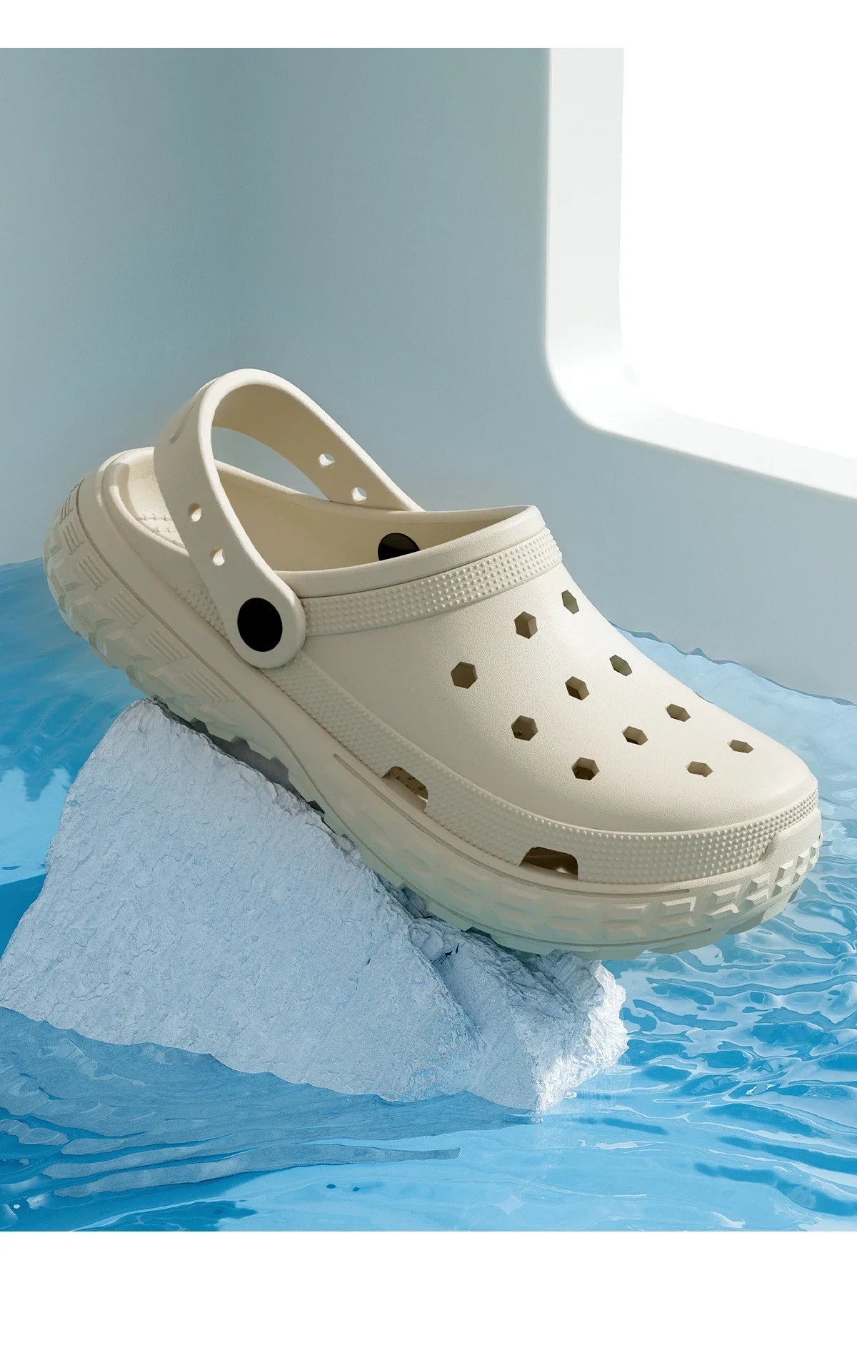 Summer Non-Slip Closed Toe Sandals for Men and Women