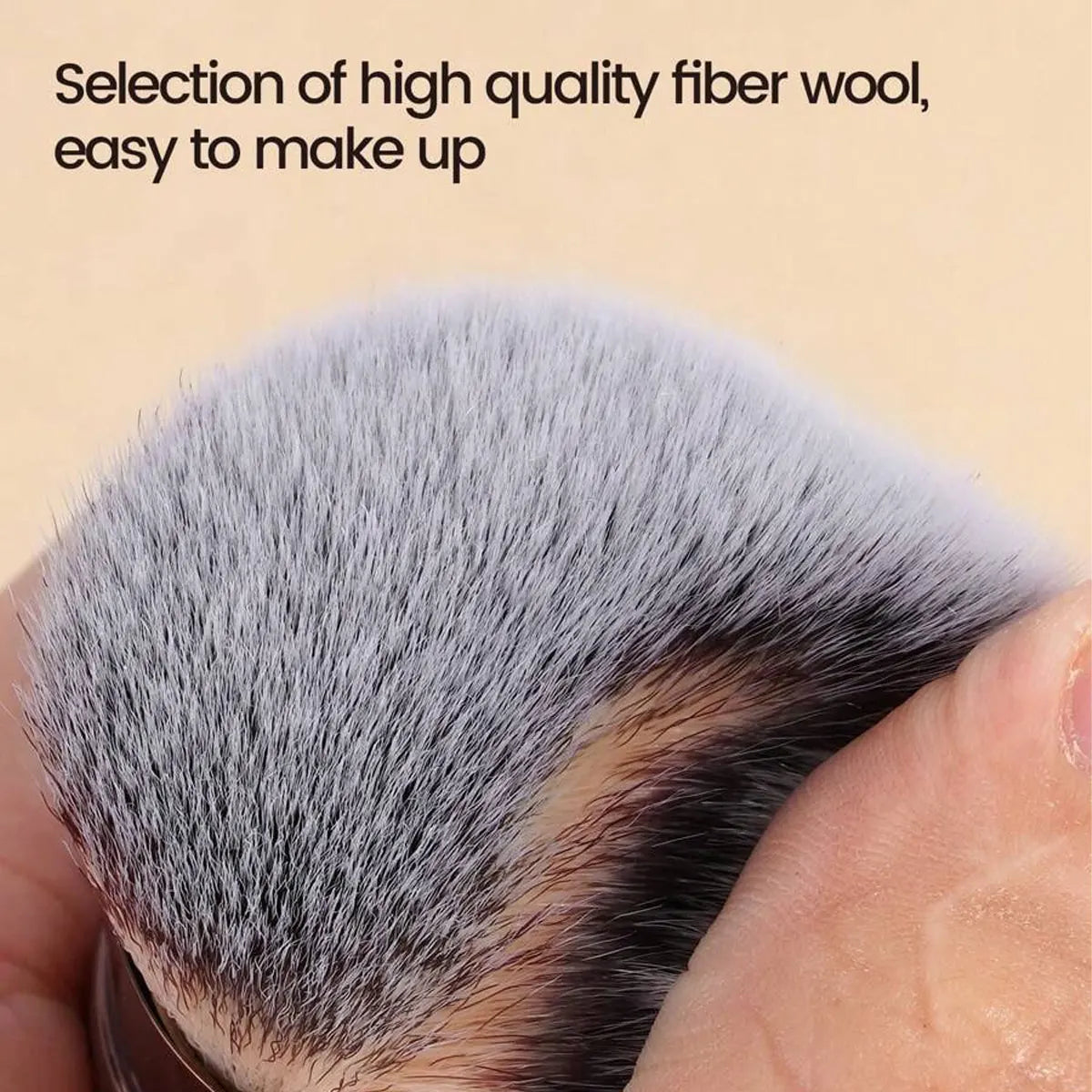 Retractable Makeup Brush with Synthetic Hair