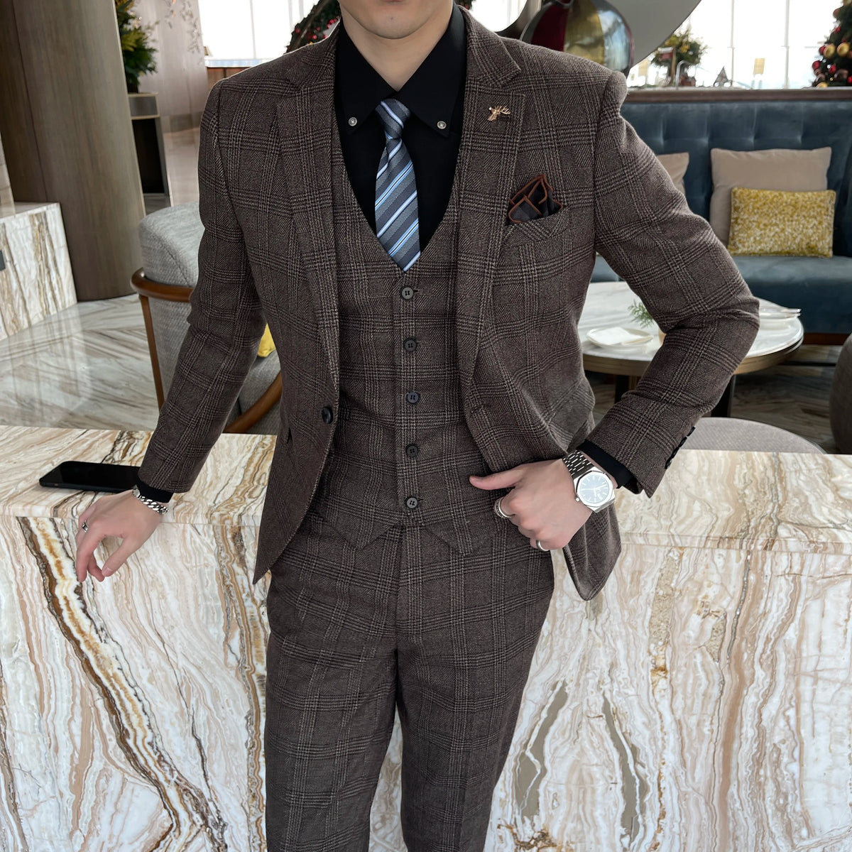Modified Plaid Three-Piece Suit for Men