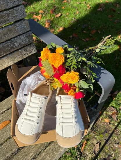 HOBIBEAR Unisex Barefoot Wide Toe Sneakers Artificial Leather