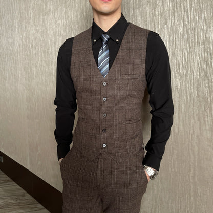 Modified Plaid Three-Piece Suit for Men