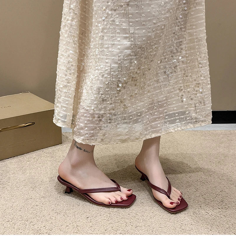 Women’s Low Heel Clip Toe Slippers for Summer Casual Wear