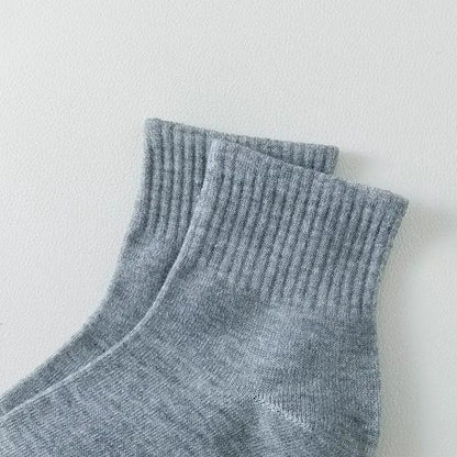 Men's Solid Color Mid-Calf Socks 10 Pairs All Seasons