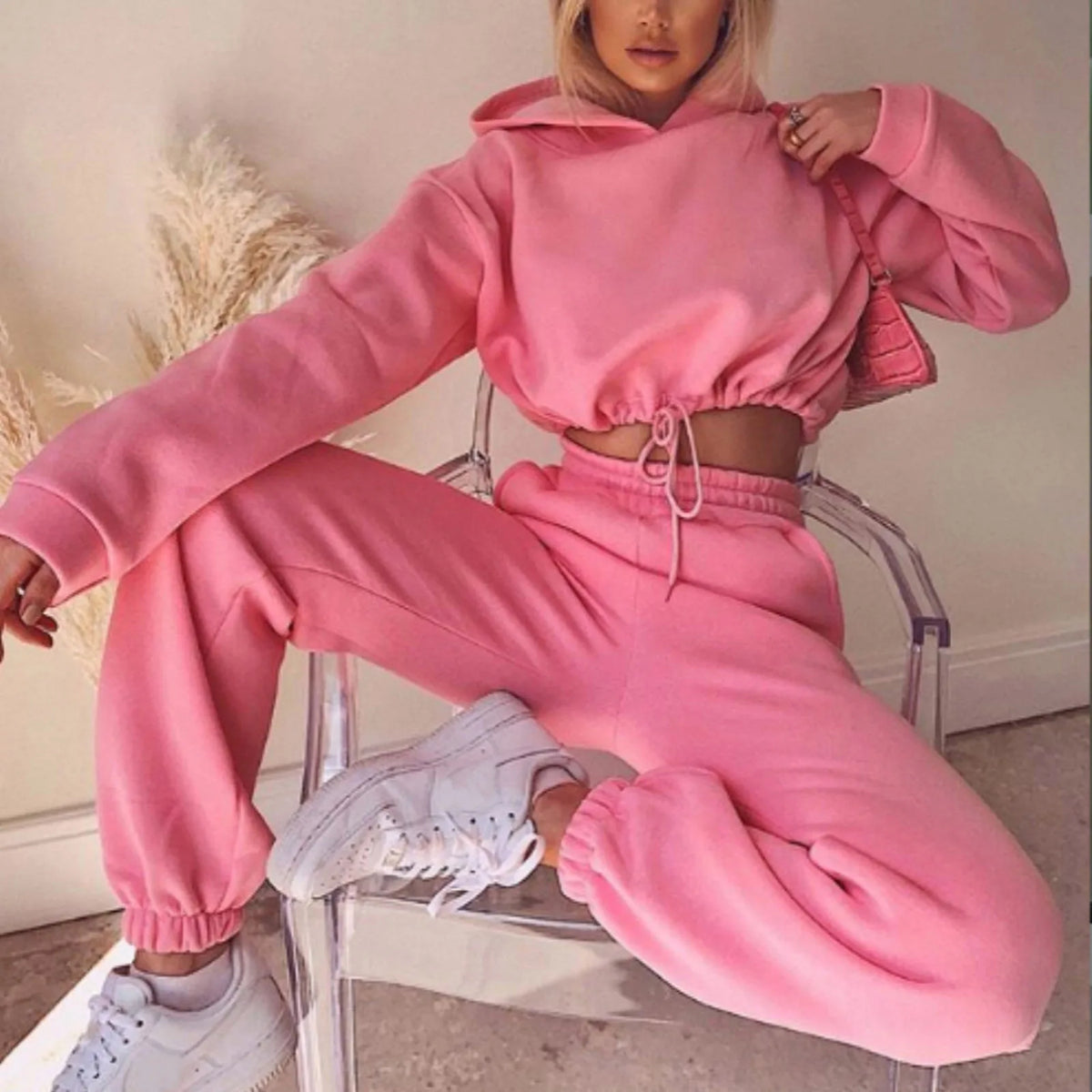 Women's Oversized Hoodie and Sweatpants Tracksuit