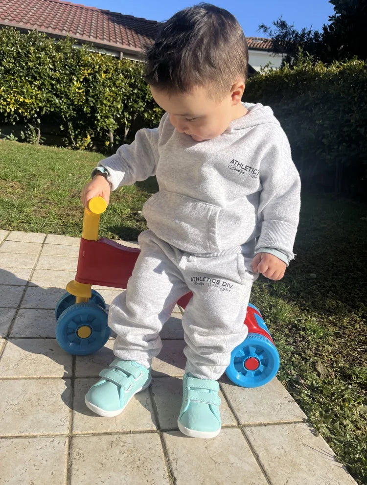 HOBIBEAR Kids Minimalist Sneakers Lightweight Hook Loop Shoes